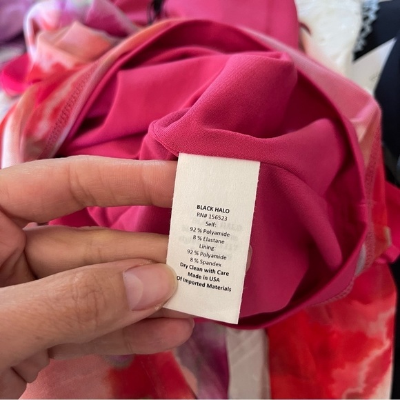 NEW Black Halo Udele Sheath Dress Printed Mesh Stretch Pink Medium NWT - Picture 9 of 9